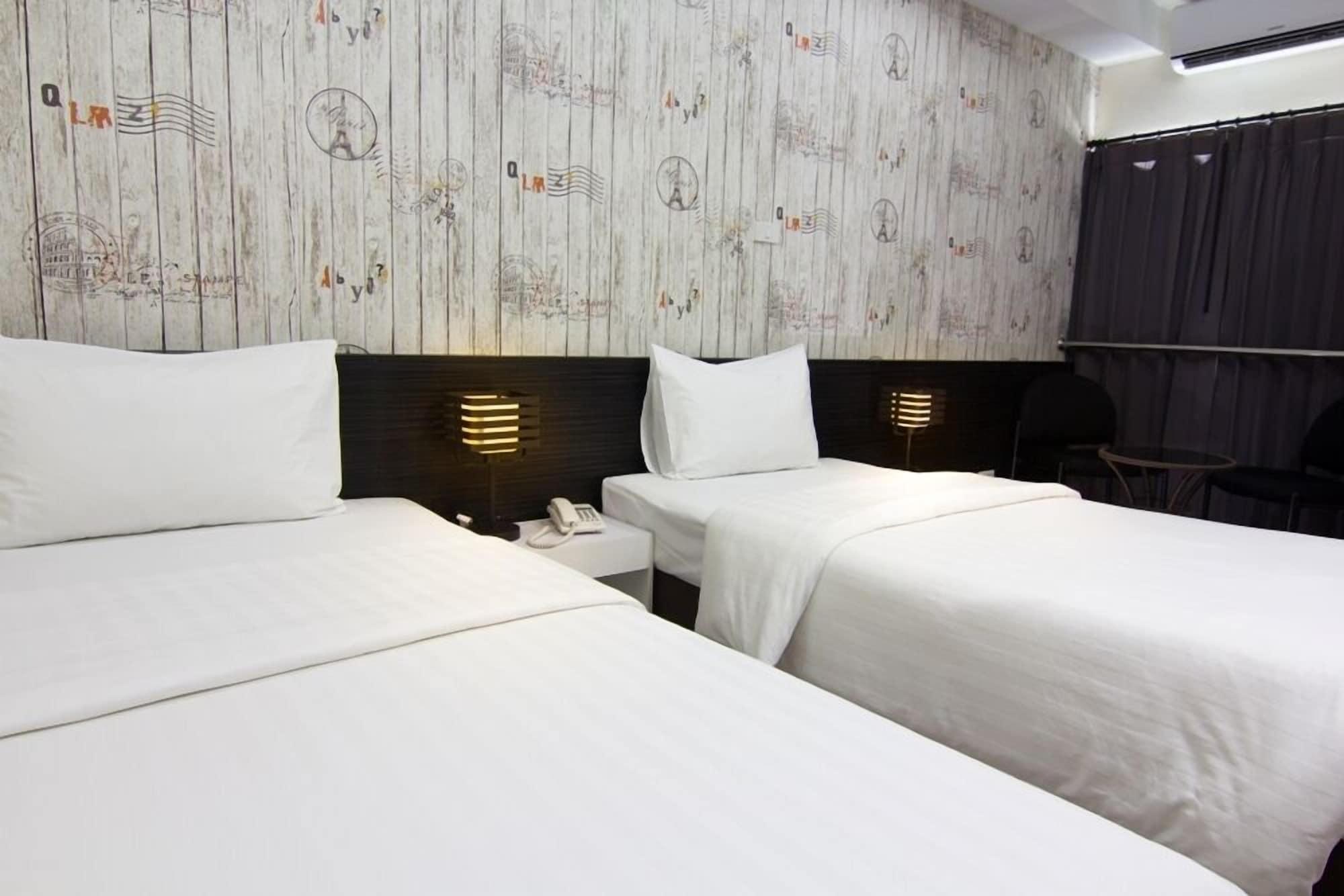 Prajaktra City Hostel Удон Тани Екстериор снимка