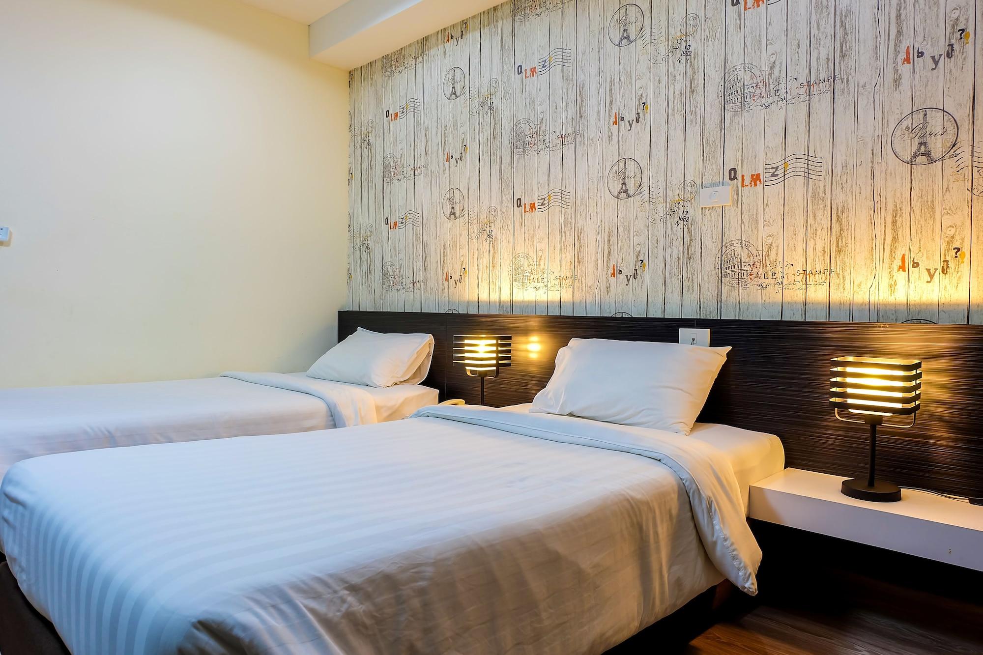 Prajaktra City Hostel Удон Тани Екстериор снимка