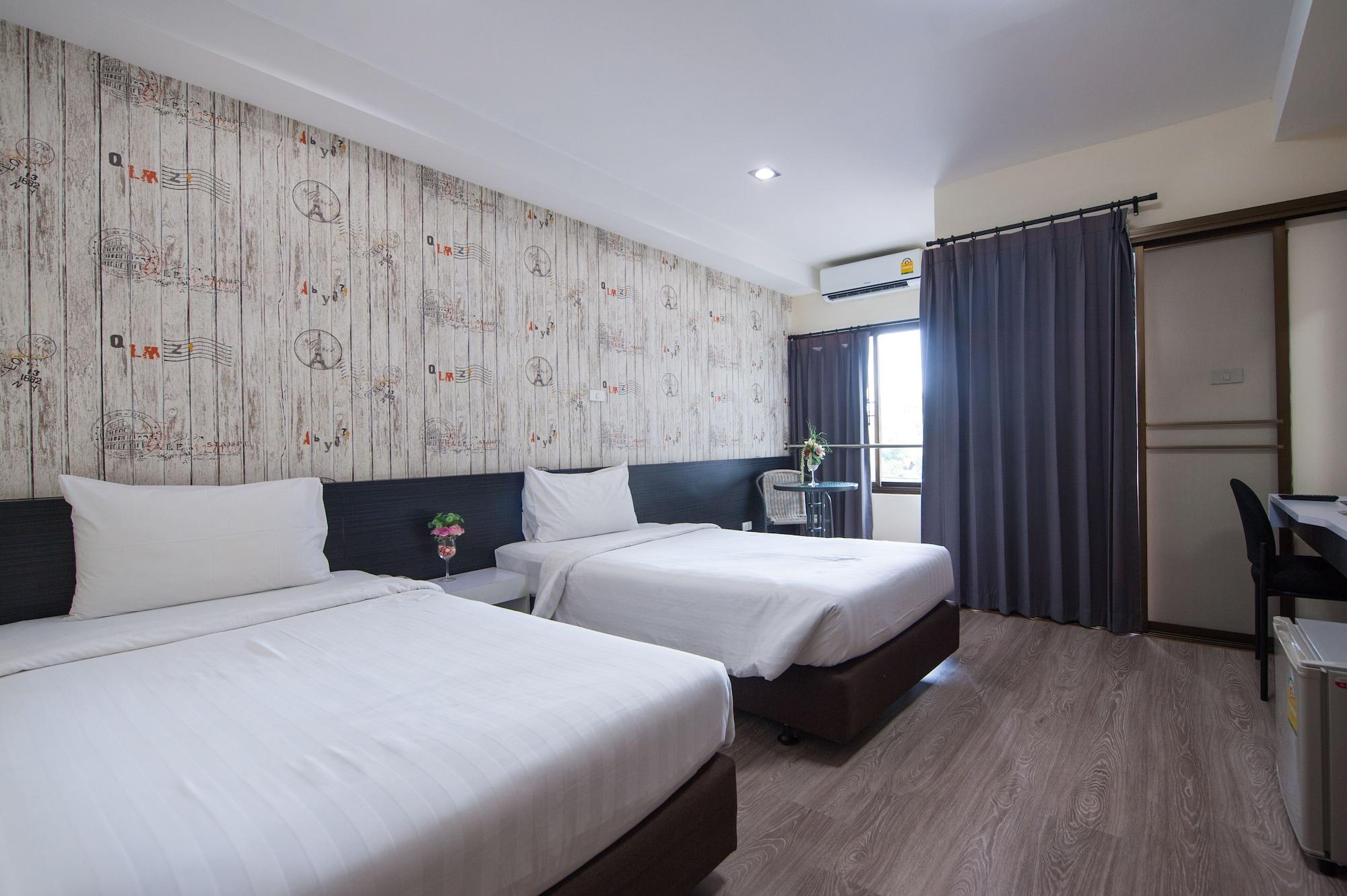 Prajaktra City Hostel Удон Тани Екстериор снимка