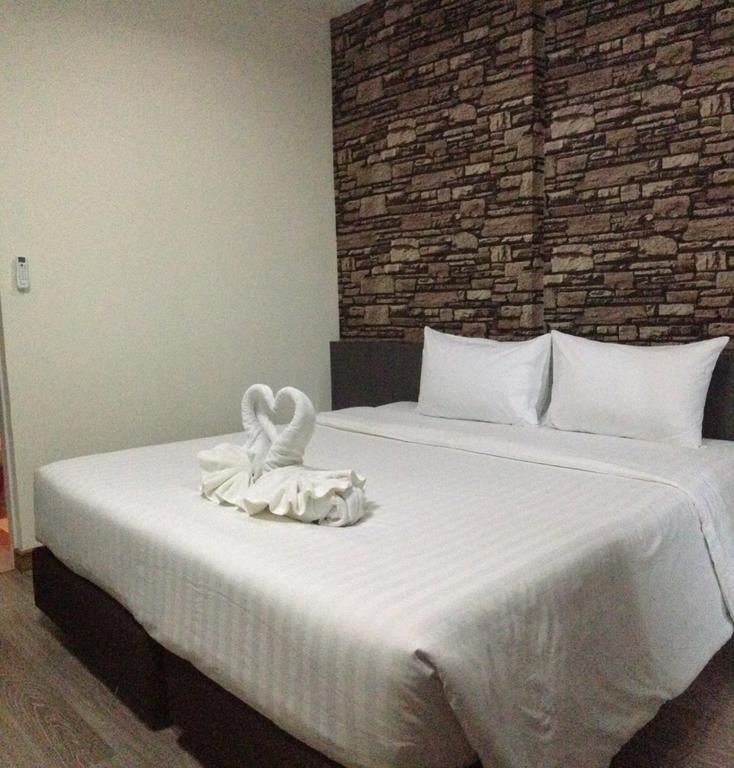 Prajaktra City Hostel Удон Тани Екстериор снимка