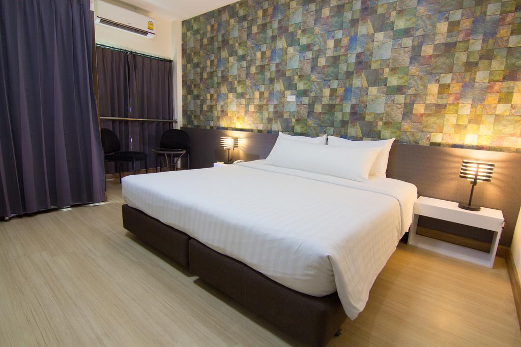 Prajaktra City Hostel Удон Тани Екстериор снимка