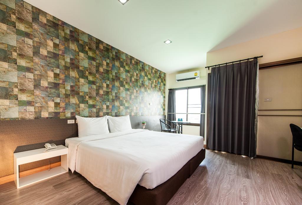 Prajaktra City Hostel Удон Тани Екстериор снимка