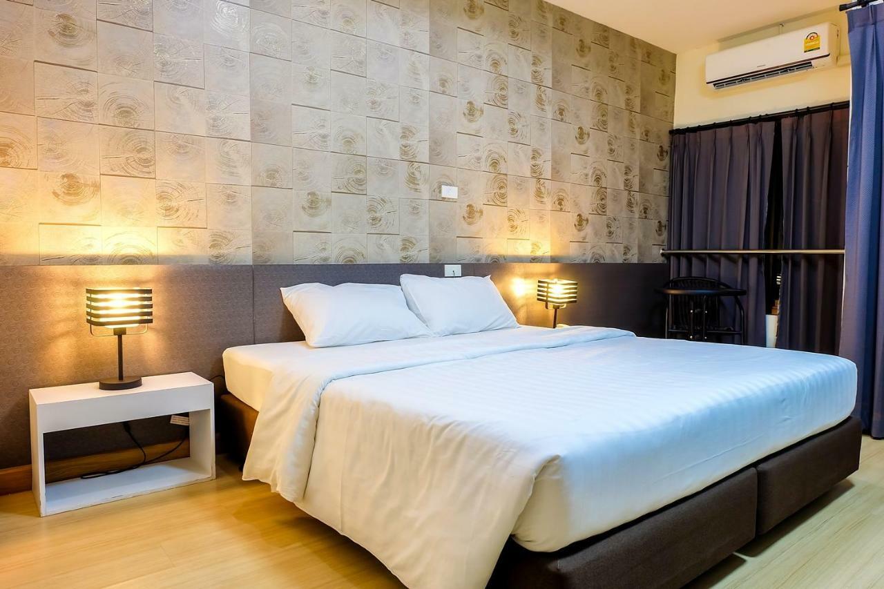 Prajaktra City Hostel Удон Тани Екстериор снимка